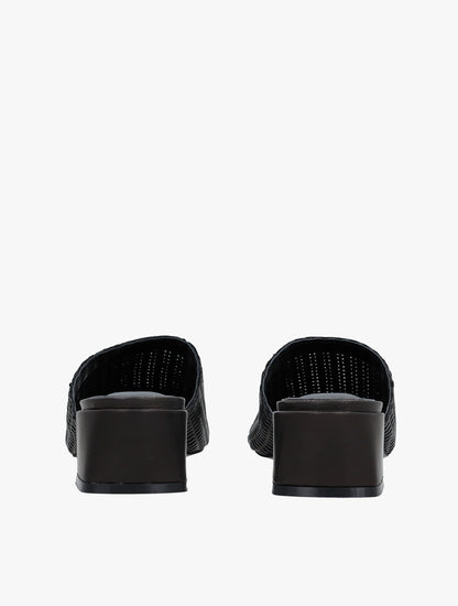 PLI-Bots-blk-39