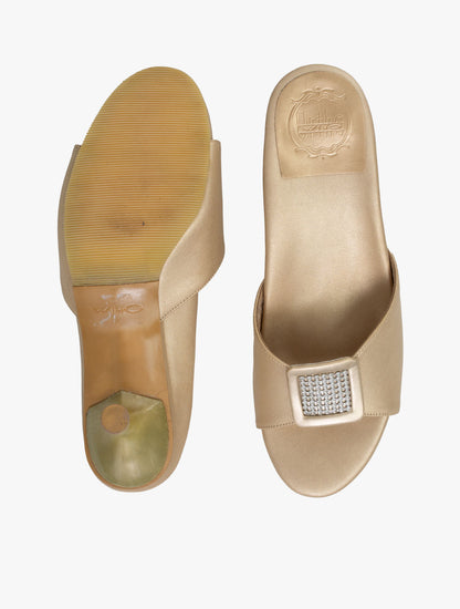 PLI-43589-gold-39